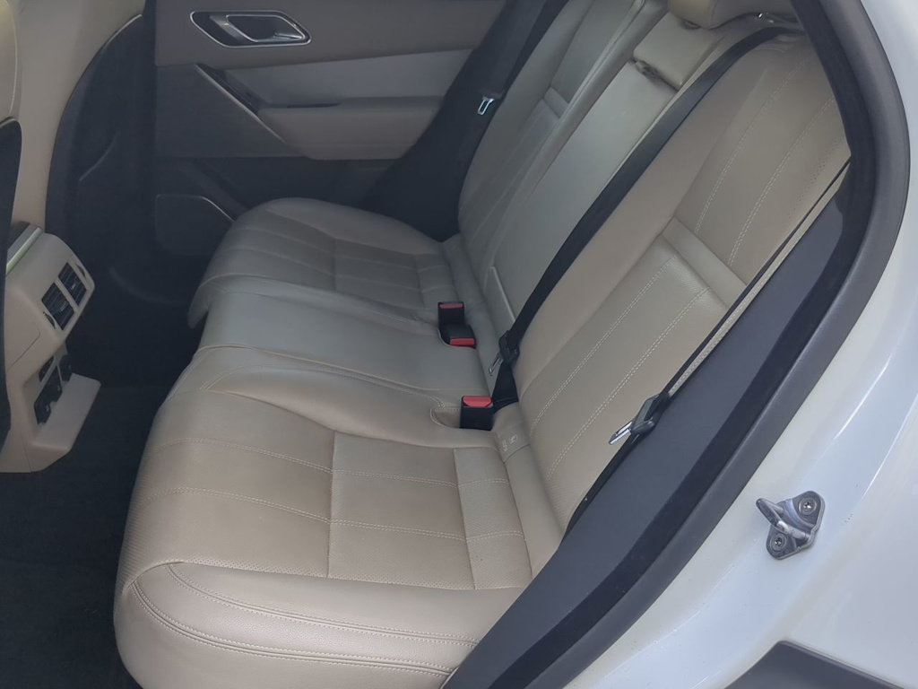 Thumbnail: 2018 Land Rover Range Rover Velar - 9