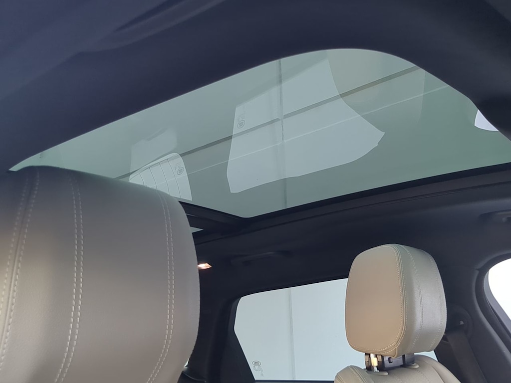 Thumbnail: 2018 Land Rover Range Rover Velar - 26