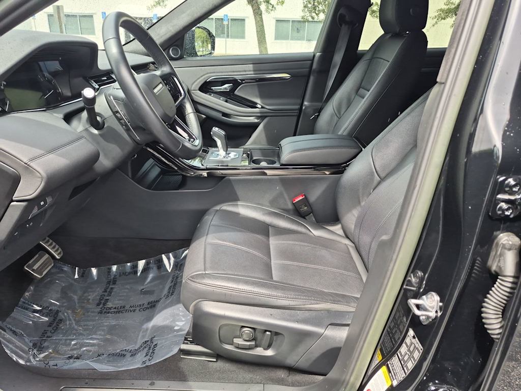 Thumbnail: 2023 Land Rover Range Rover Evoque - 9