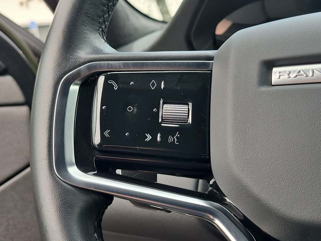 Thumbnail: 2023 Land Rover Range Rover Evoque - 28