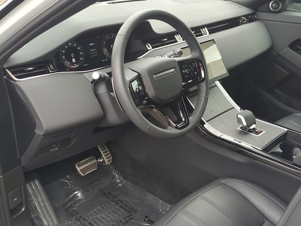 Thumbnail: 2025 Land Rover Range Rover Evoque - 2