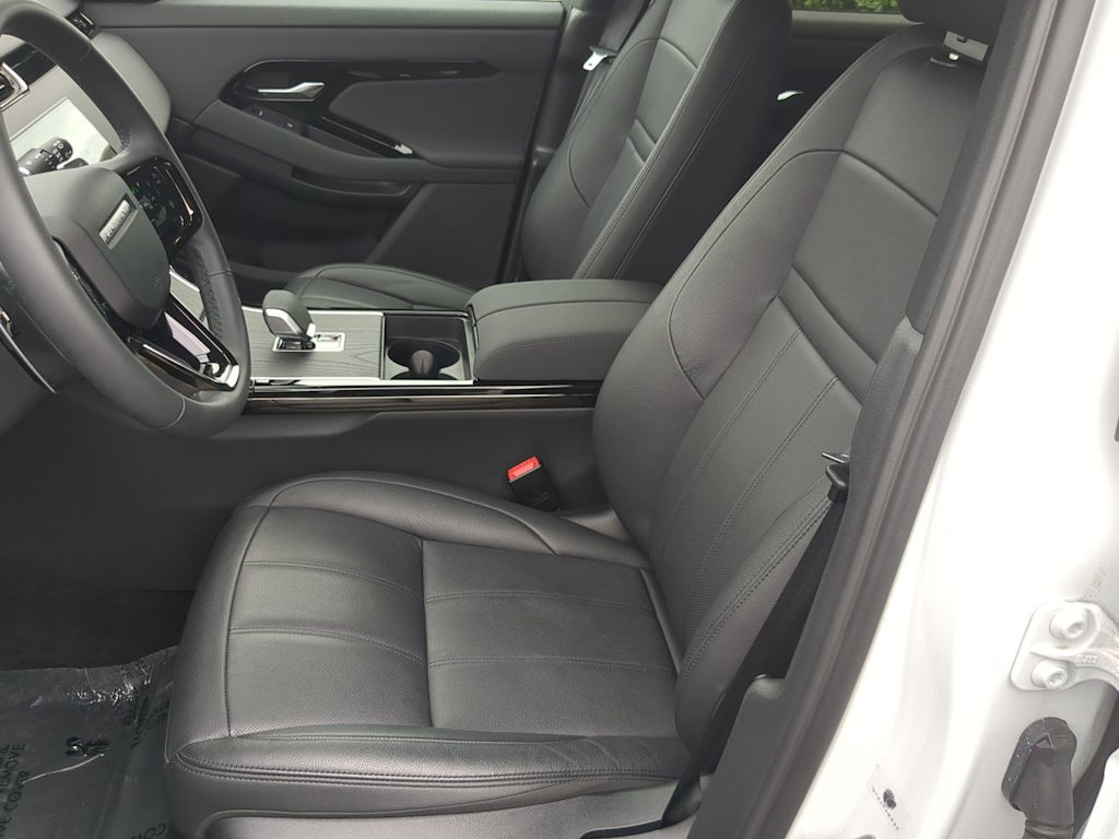 Thumbnail: 2025 Land Rover Range Rover Evoque - 10