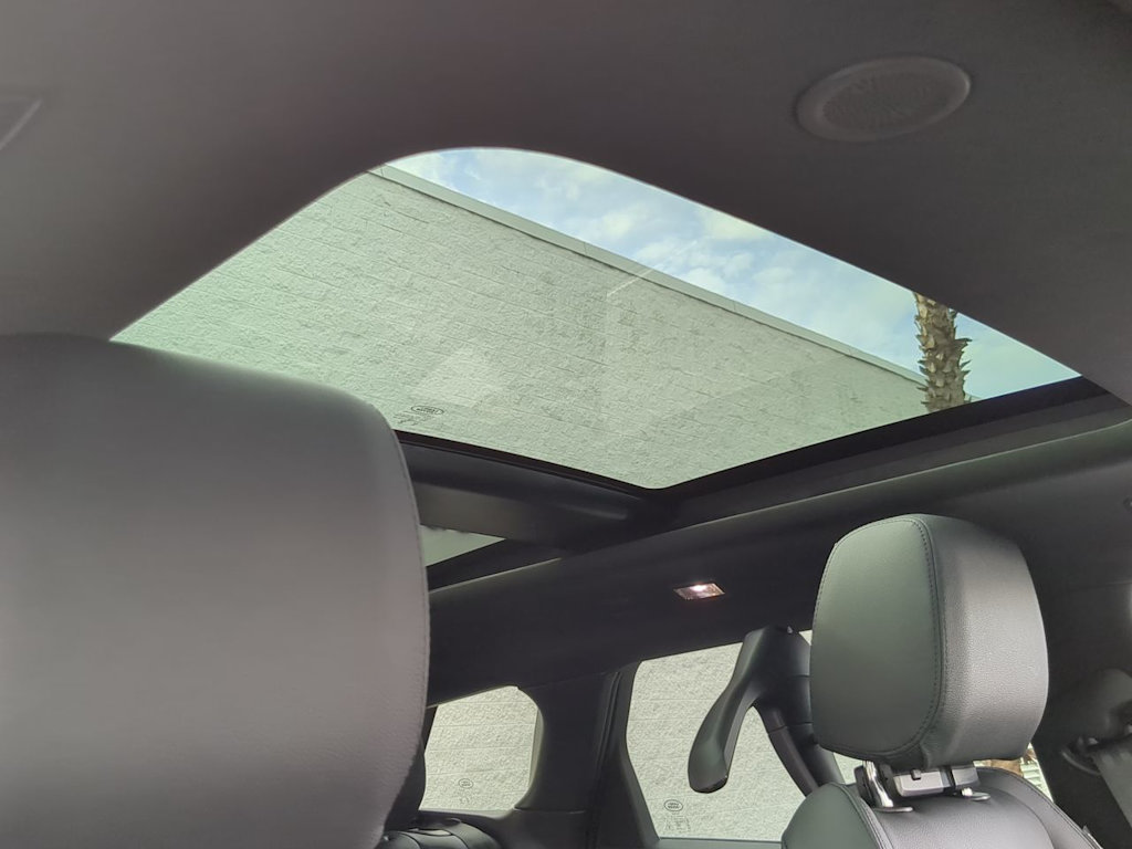 Thumbnail: 2025 Land Rover Range Rover Evoque - 27