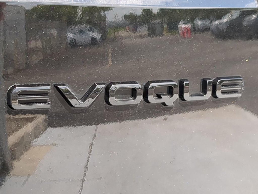 Thumbnail: 2025 Land Rover Range Rover Evoque - 25