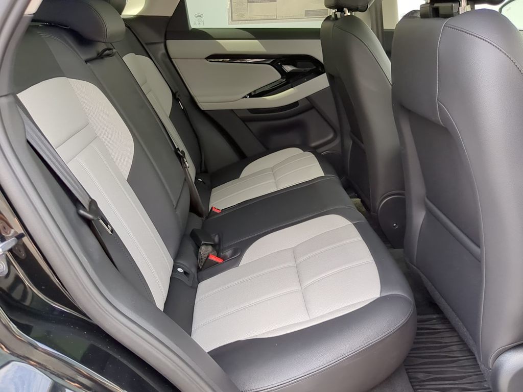Thumbnail: 2025 Land Rover Range Rover Evoque - 28