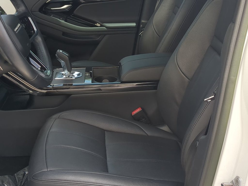 Thumbnail: 2023 Land Rover Range Rover Evoque - 10