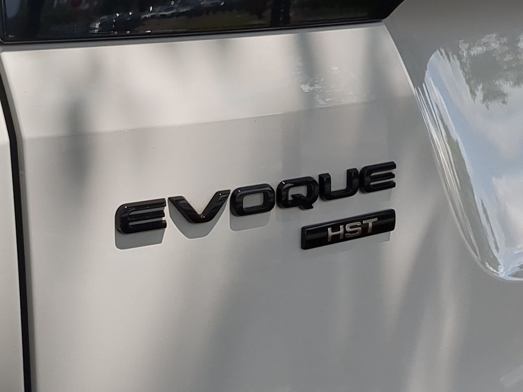Thumbnail: 2023 Land Rover Range Rover Evoque - 5