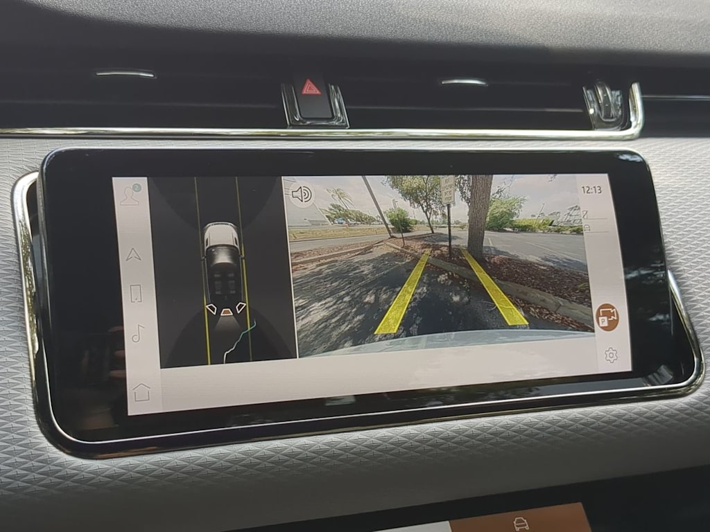 Thumbnail: 2023 Land Rover Range Rover Evoque - 36