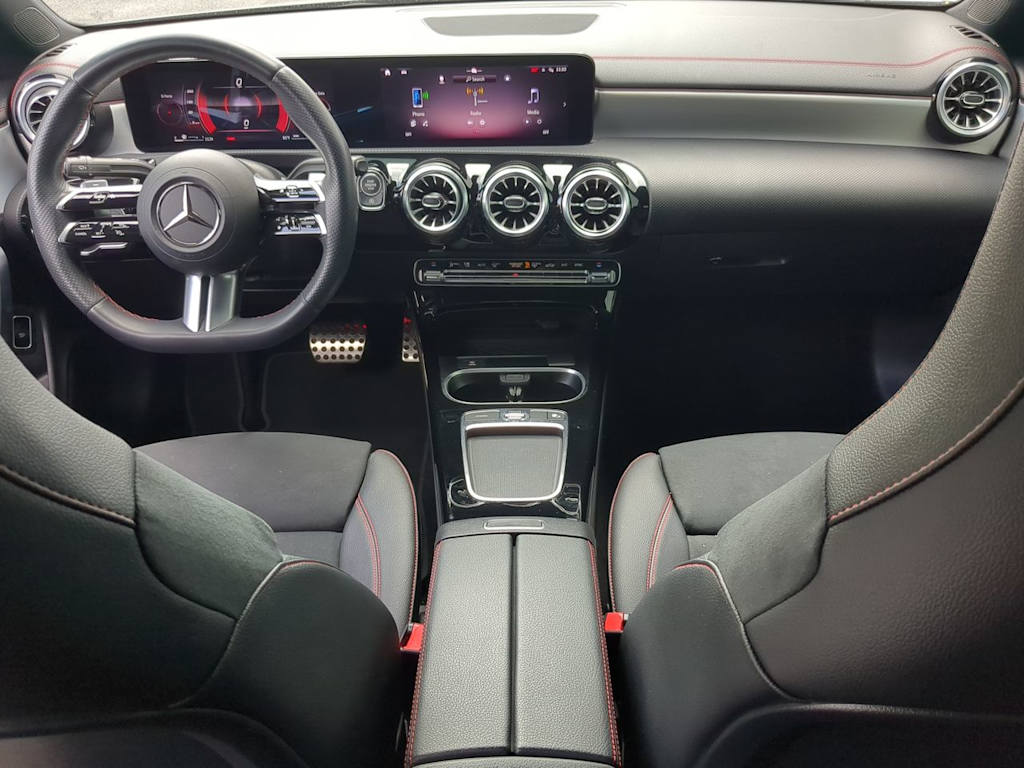 Thumbnail: 2024 Mercedes-Benz CLA - 9