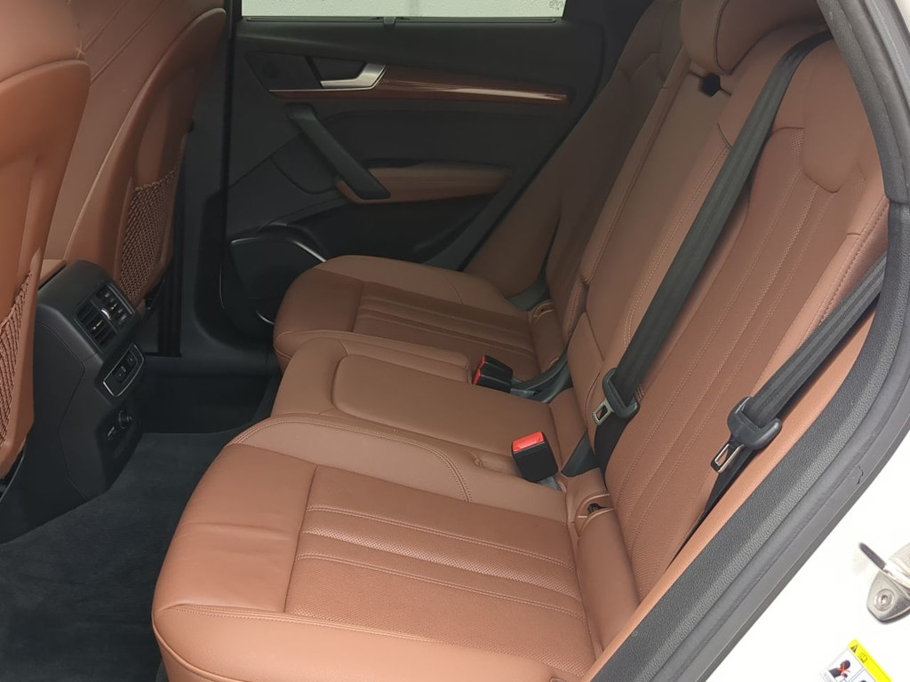 Thumbnail: 2021 Audi Q5 - 12
