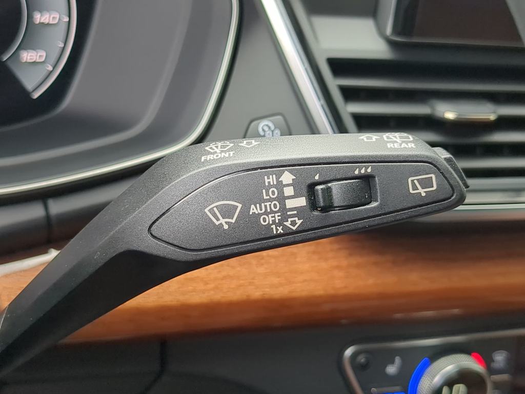 Thumbnail: 2021 Audi Q5 - 32