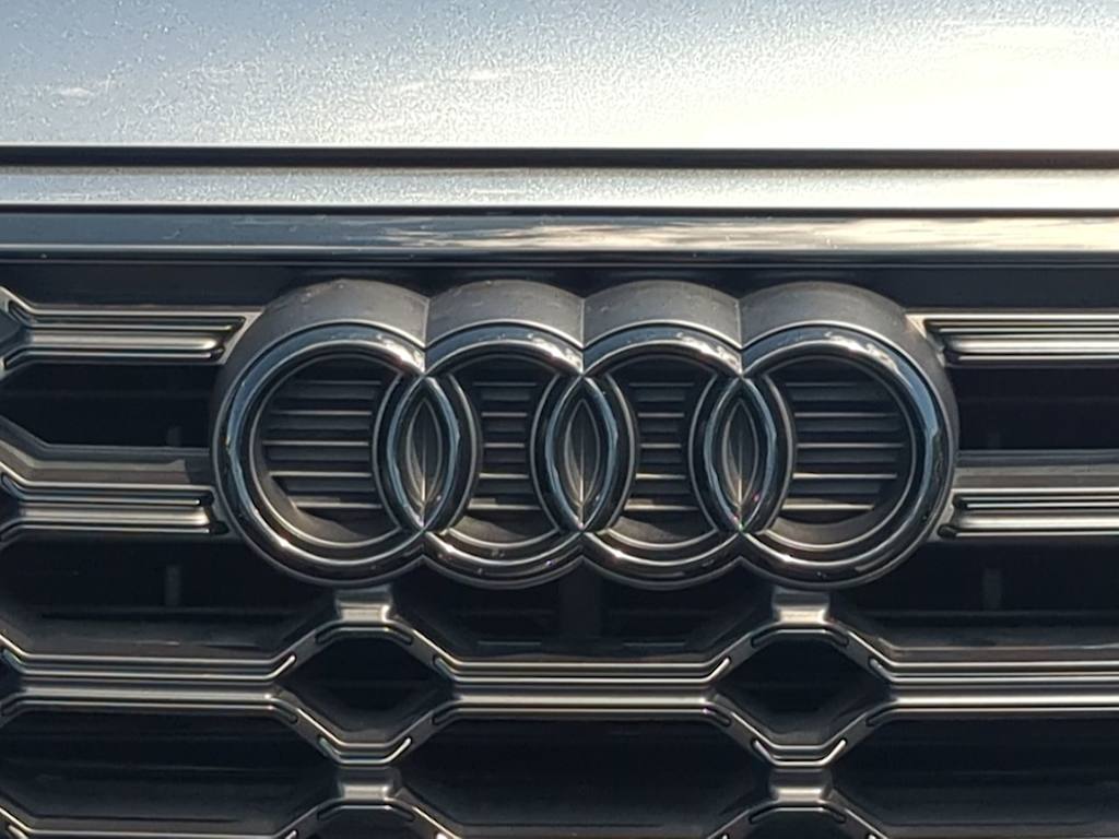 Thumbnail: 2024 Audi Q5 - 7