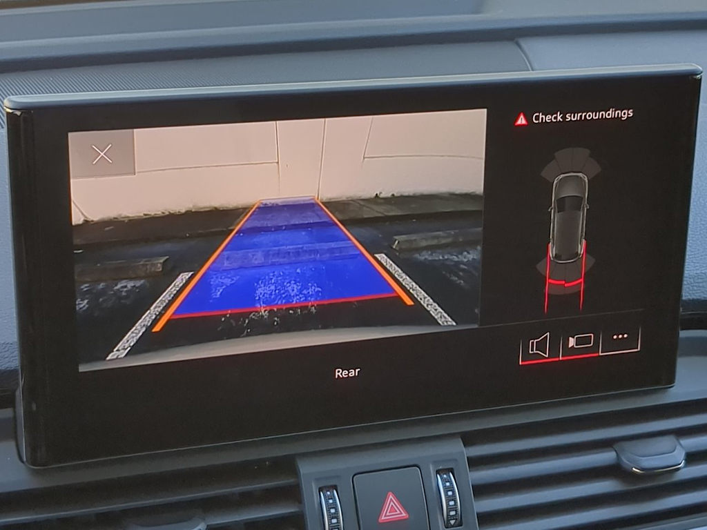 Thumbnail: 2025 Audi Q5 - 35