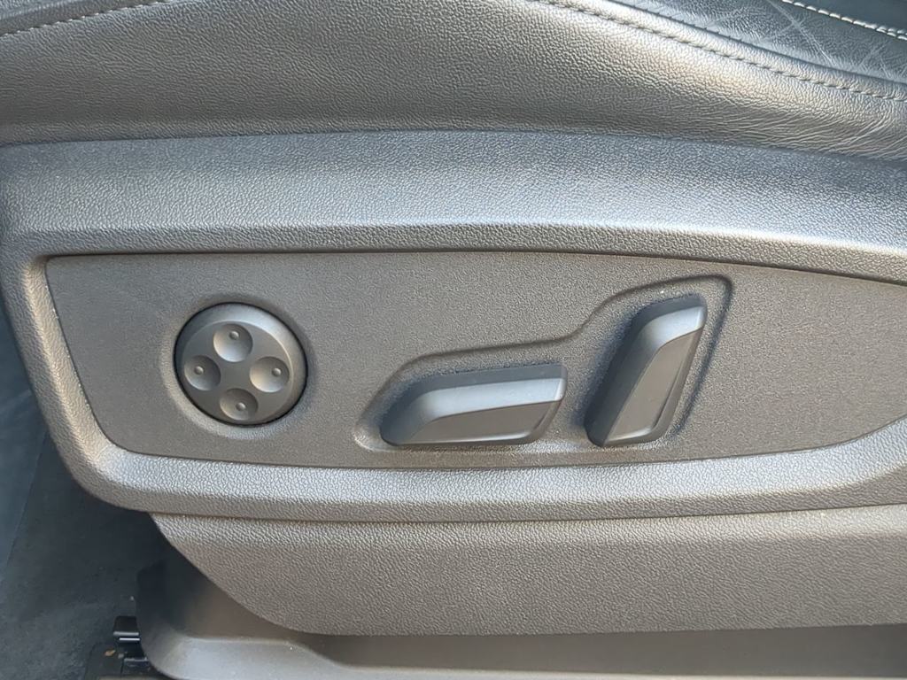 Thumbnail: 2025 Audi Q5 - 26