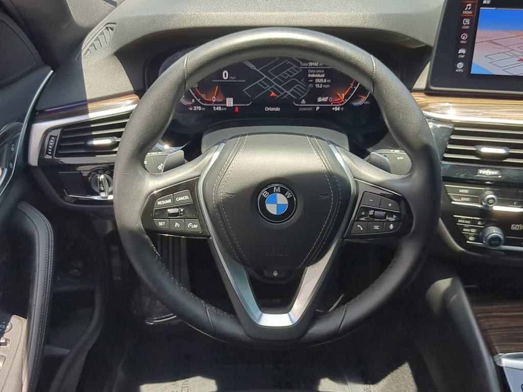 Thumbnail: 2022 BMW 5 Series - 14