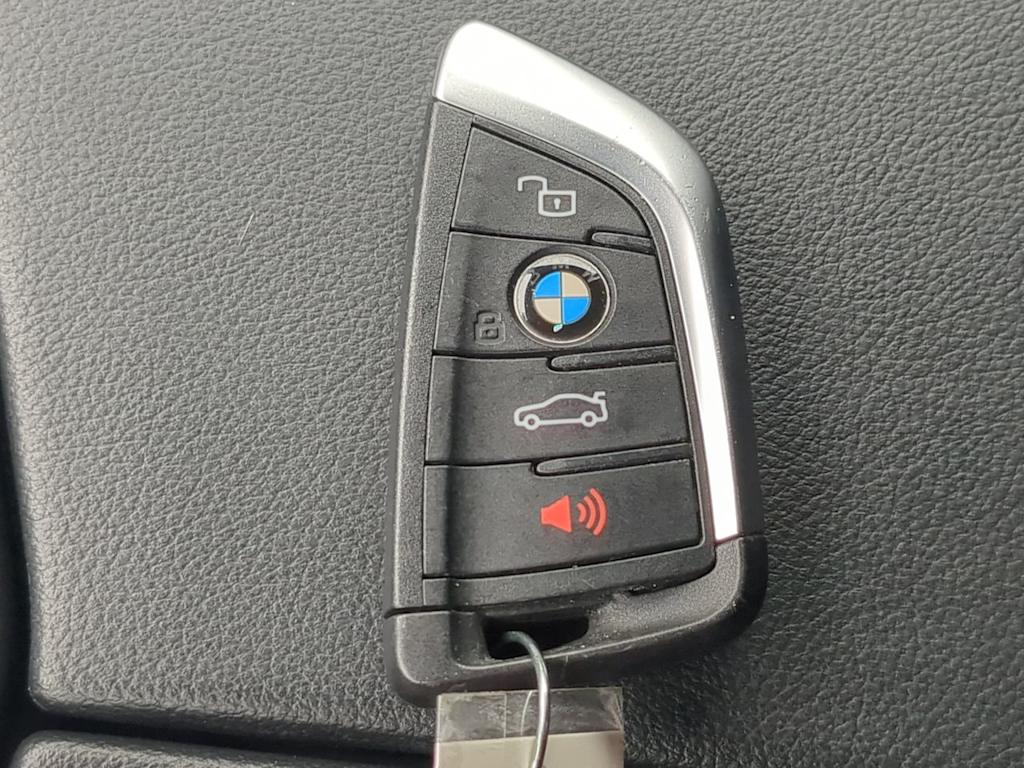 Thumbnail: 2025 BMW Z4 - 17