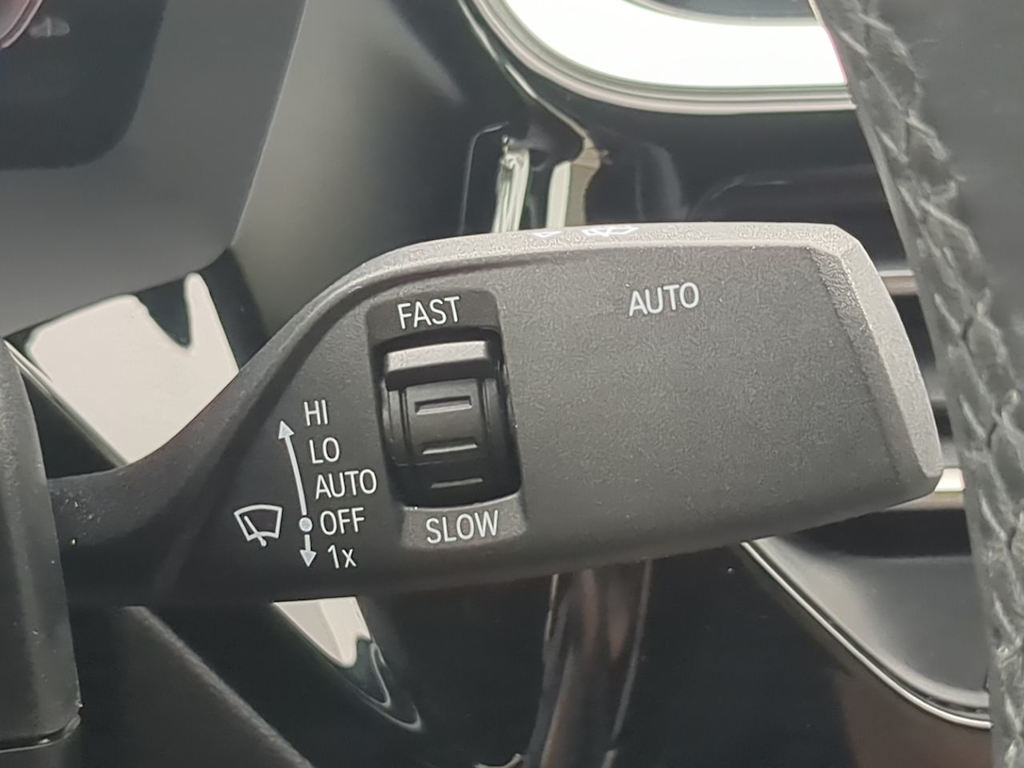 Thumbnail: 2025 BMW Z4 - 12