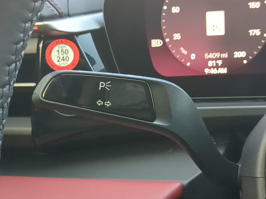 Thumbnail: 2025 Porsche Macan - 15