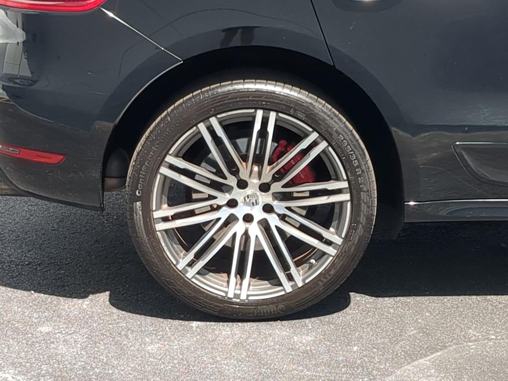 Thumbnail: 2017 Porsche Macan - 7