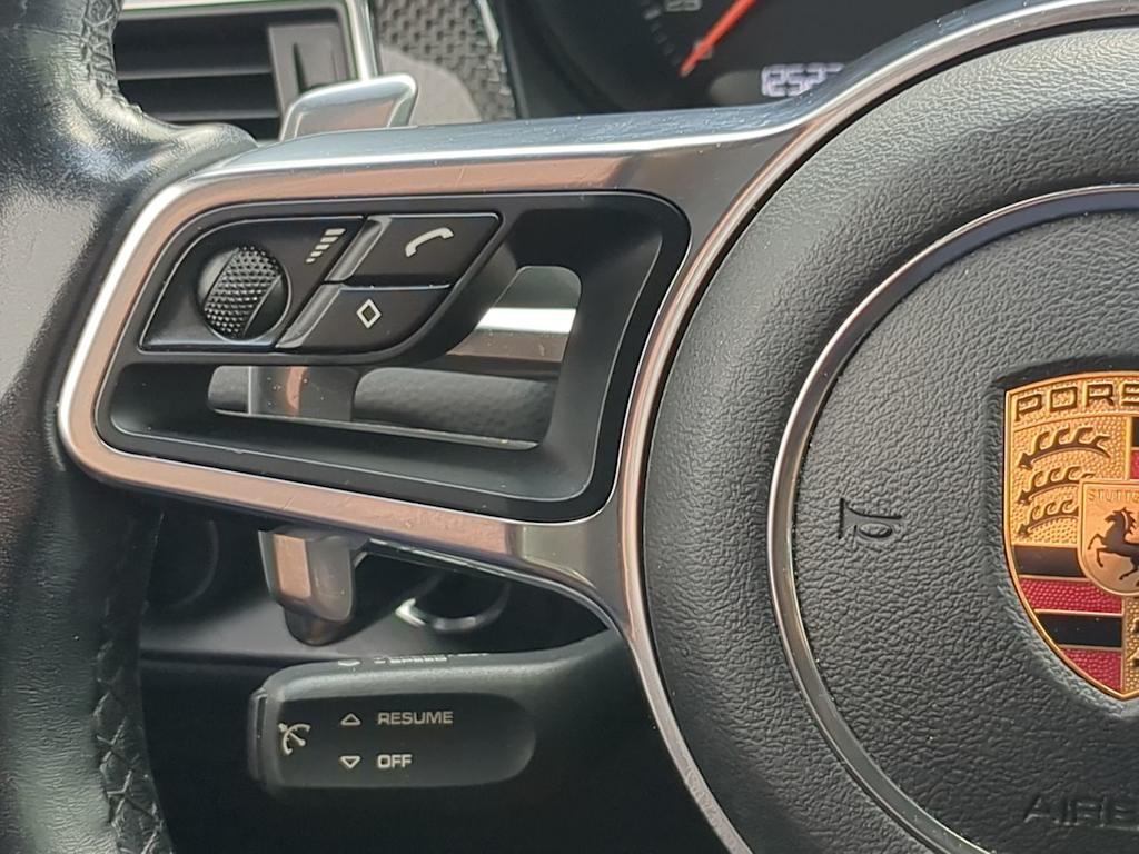 Thumbnail: 2017 Porsche Macan - 32