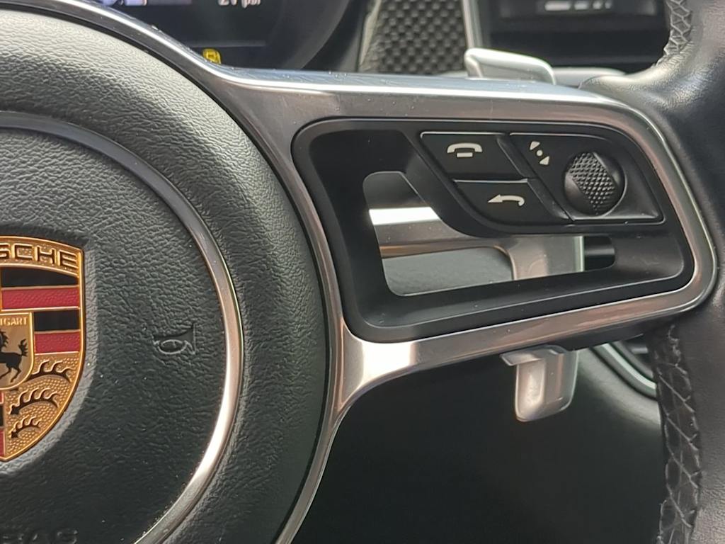 Thumbnail: 2017 Porsche Macan - 33