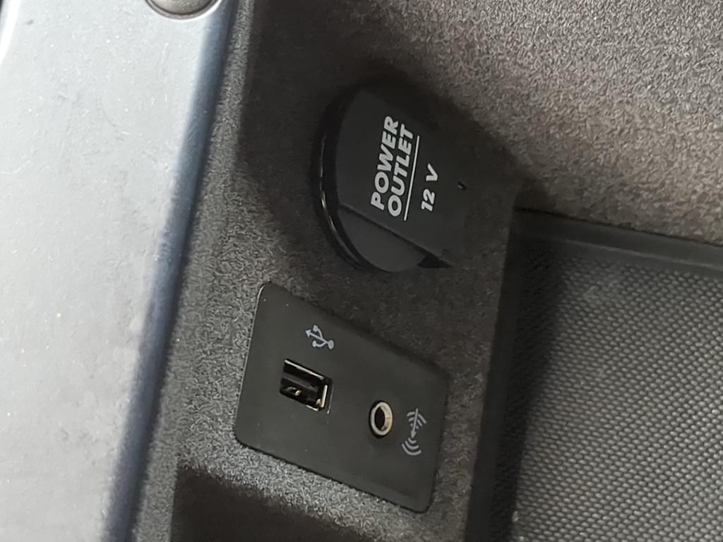 Thumbnail: 2017 Porsche Macan - 37