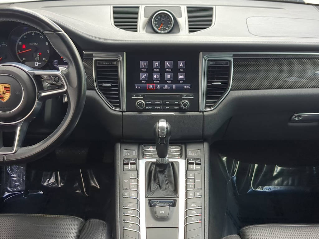 Thumbnail: 2017 Porsche Macan - 13