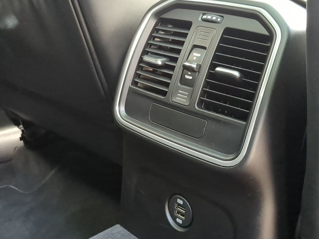 Thumbnail: 2017 Porsche Macan - 39