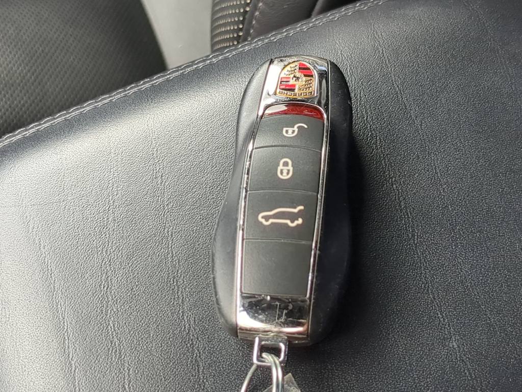 Thumbnail: 2017 Porsche Macan - 18