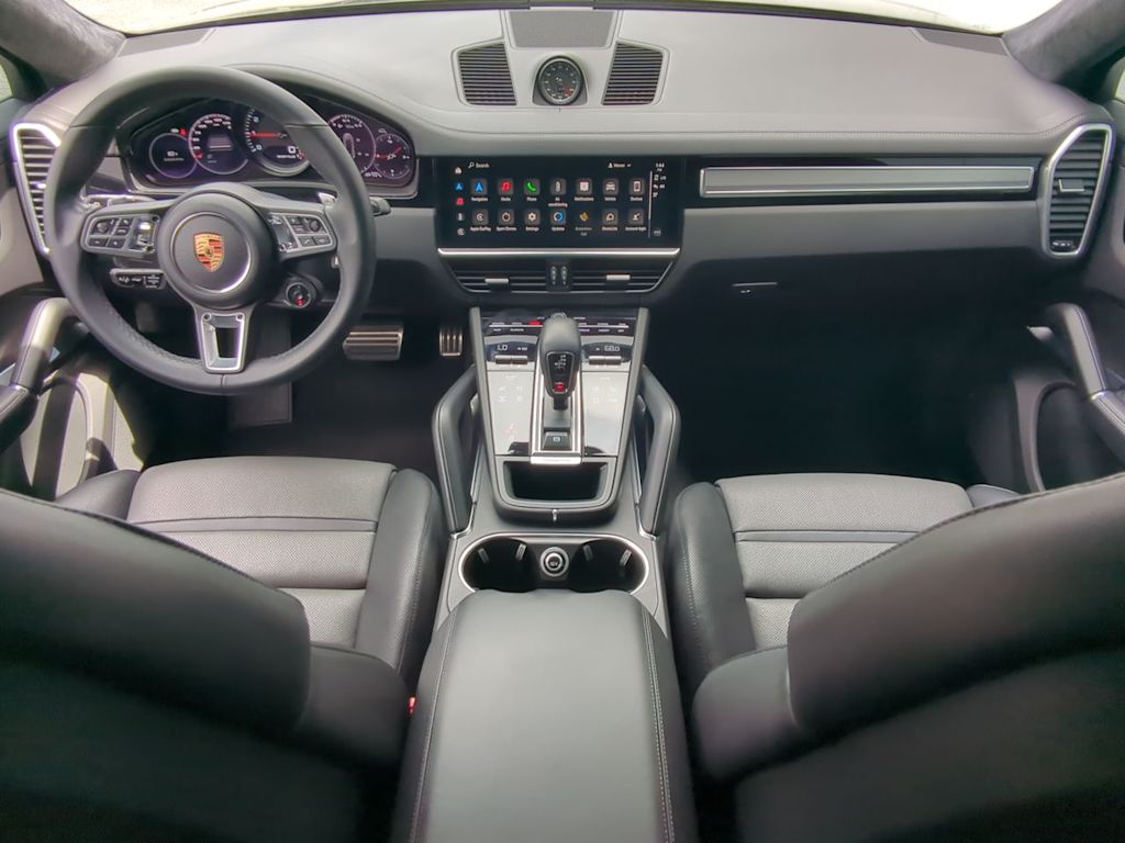 Thumbnail: 2023 Porsche Cayenne - 9