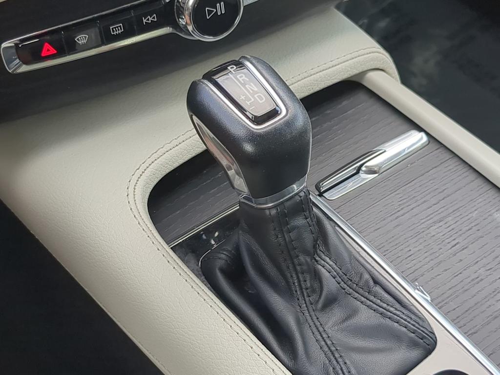 Thumbnail: 2020 Volvo XC90 - 37