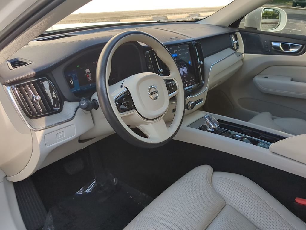 Thumbnail: 2023 Volvo XC60 - 2