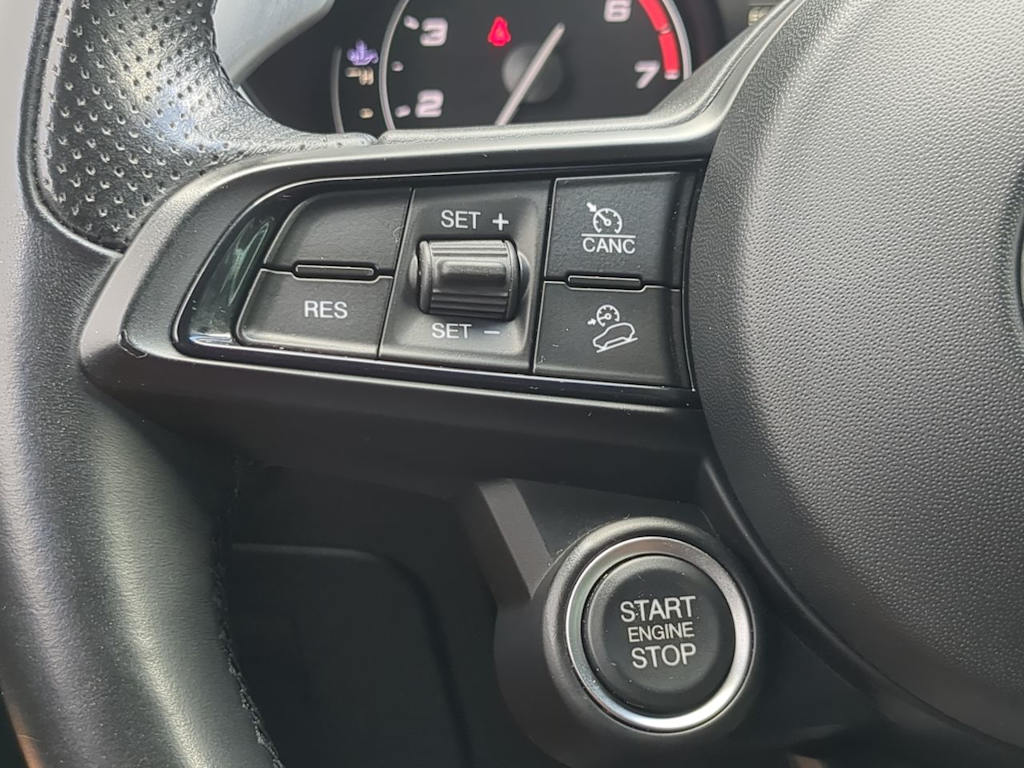 Thumbnail: 2020 Alfa Romeo Stelvio - 30