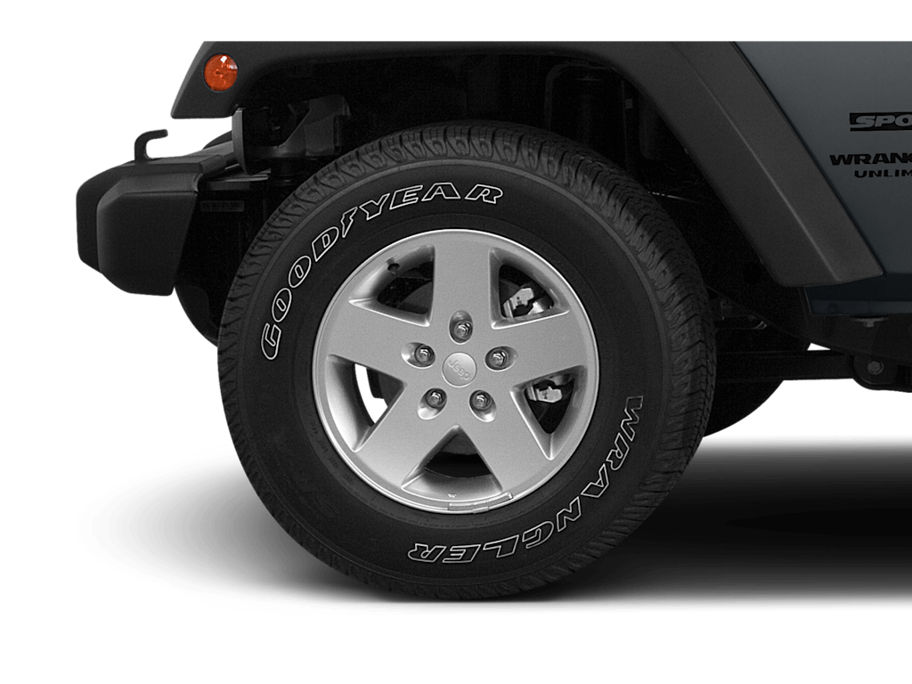 Thumbnail: 2015 Jeep Wrangler - 6