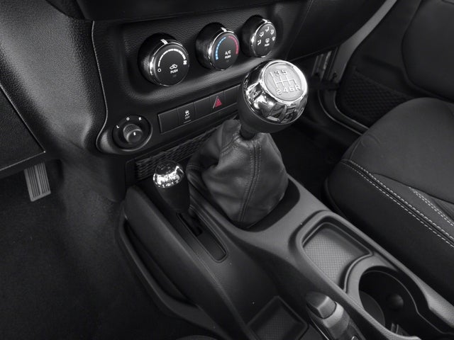 Thumbnail: 2016 Jeep Wrangler - 13