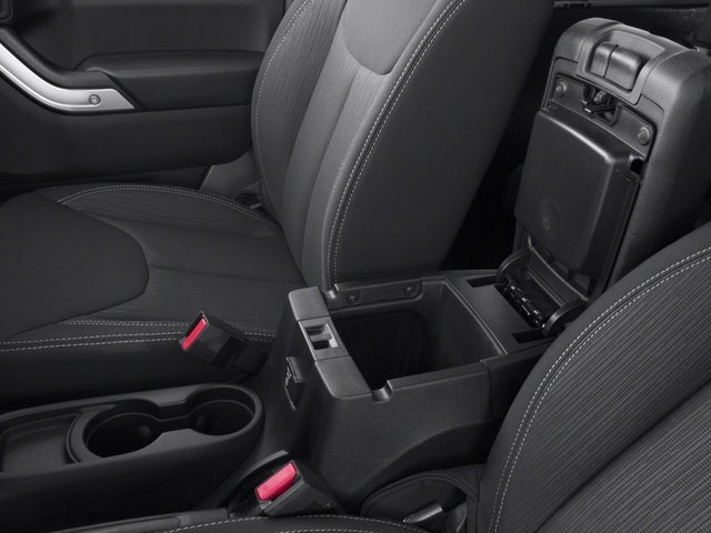 Thumbnail: 2016 Jeep Wrangler - 19