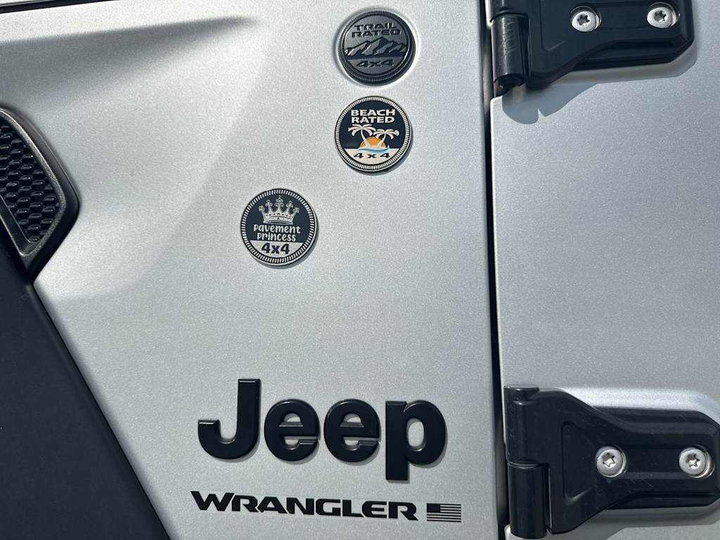 Thumbnail: 2023 Jeep Wrangler - 25