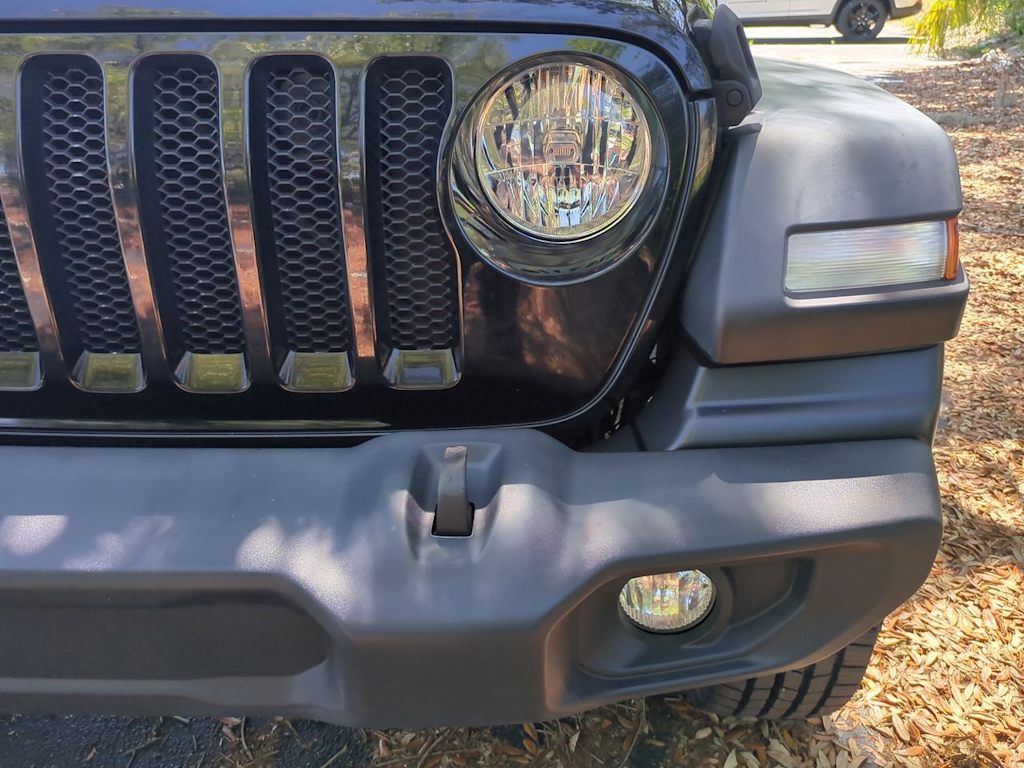 Thumbnail: 2022 Jeep Wrangler - 7