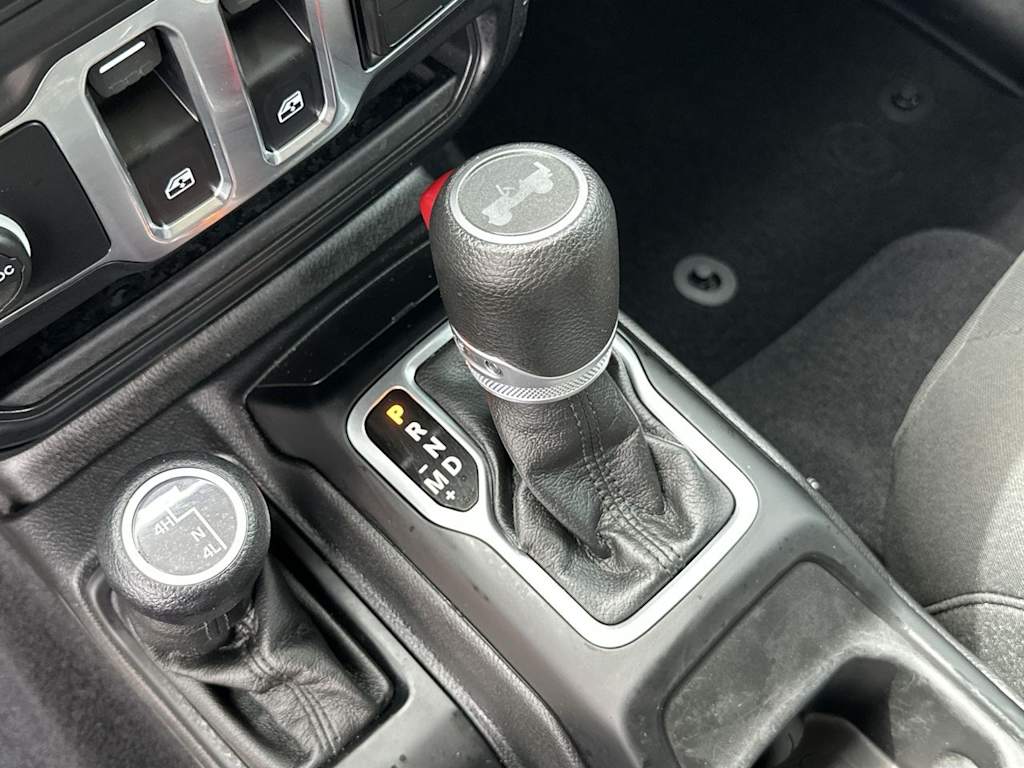 Thumbnail: 2023 Jeep Wrangler - 33
