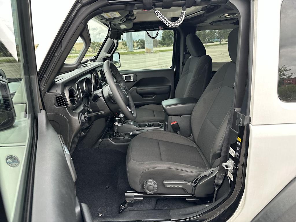 Thumbnail: 2023 Jeep Wrangler - 11