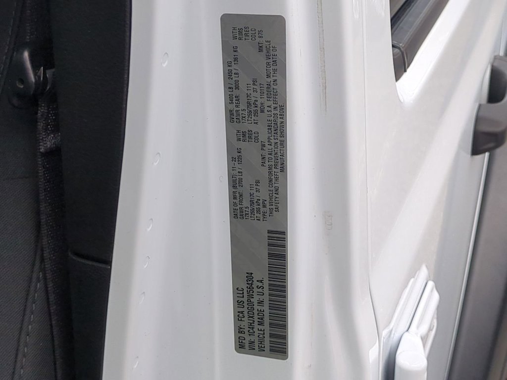 Thumbnail: 2023 Jeep Wrangler - 36