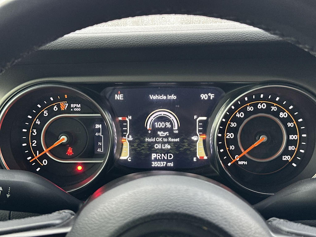 Thumbnail: 2019 Jeep Wrangler - 17