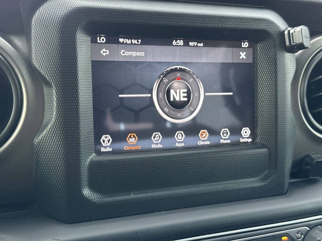 Thumbnail: 2019 Jeep Wrangler - 15