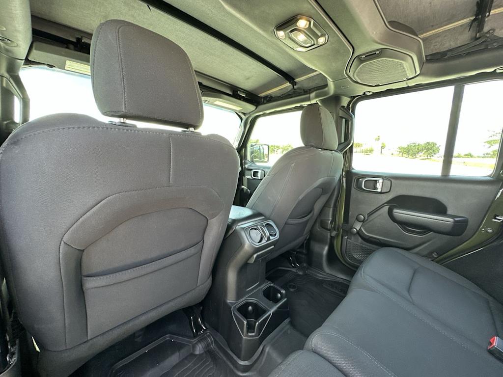 Thumbnail: 2022 Jeep Wrangler - 26
