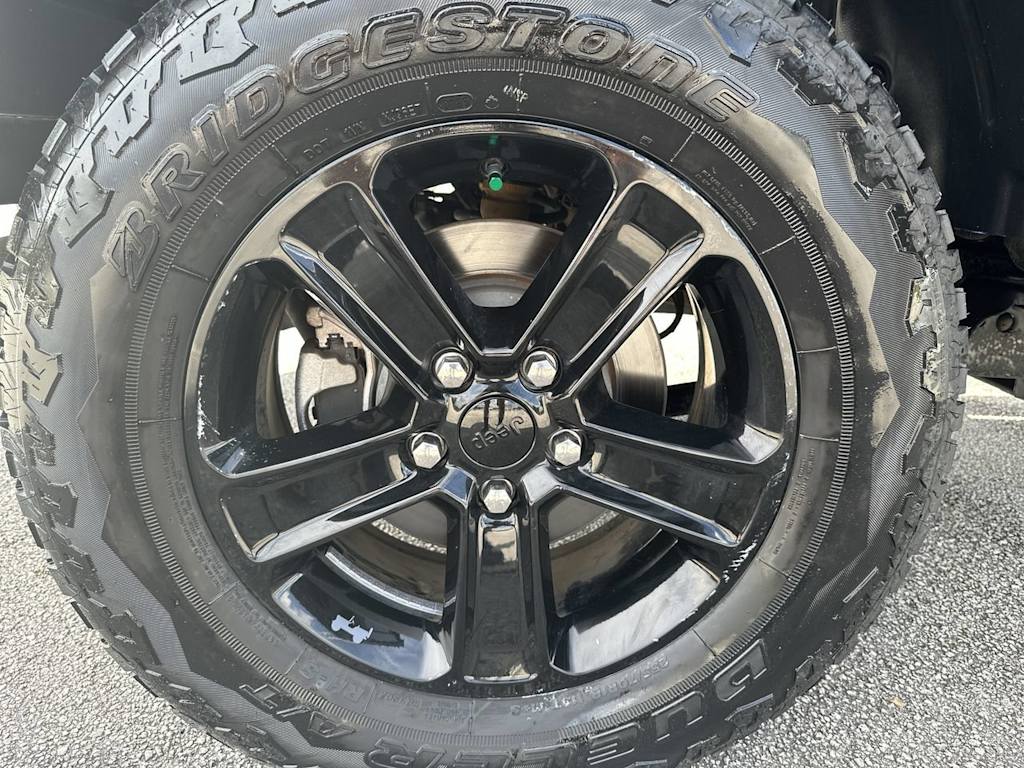 Thumbnail: 2022 Jeep Wrangler - 7