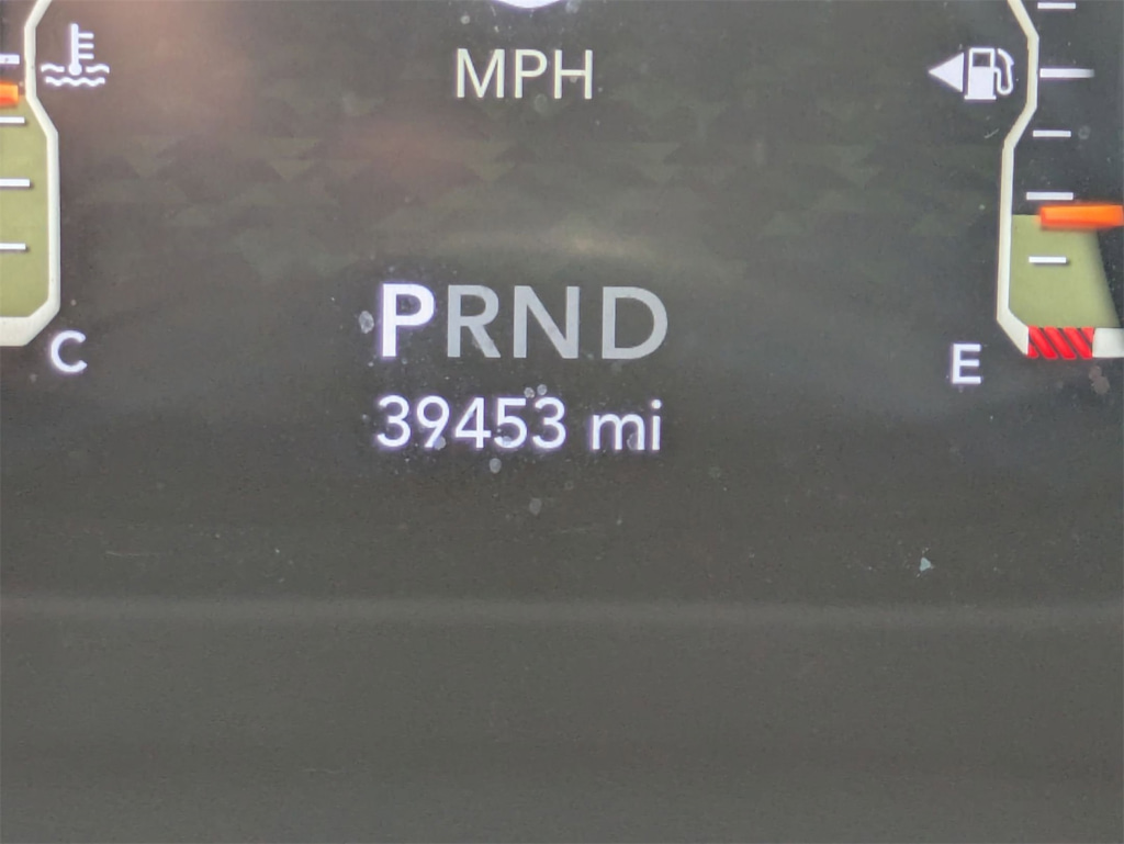 Thumbnail: 2022 Jeep Wrangler - 5