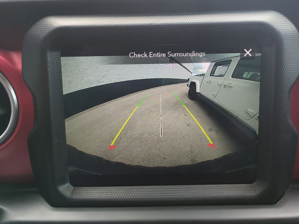 Thumbnail: 2021 Jeep Wrangler - 32