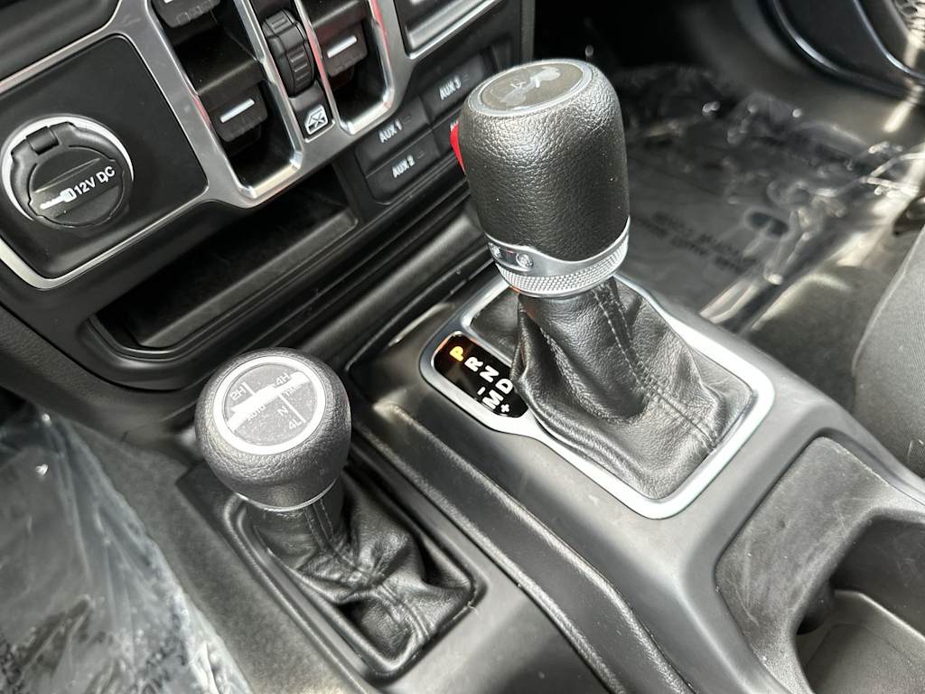 Thumbnail: 2023 Jeep Wrangler - 35