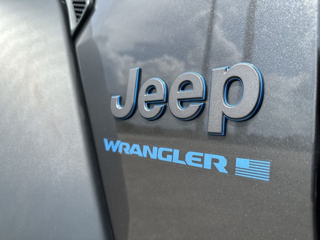 Thumbnail: 2023 Jeep Wrangler - 25