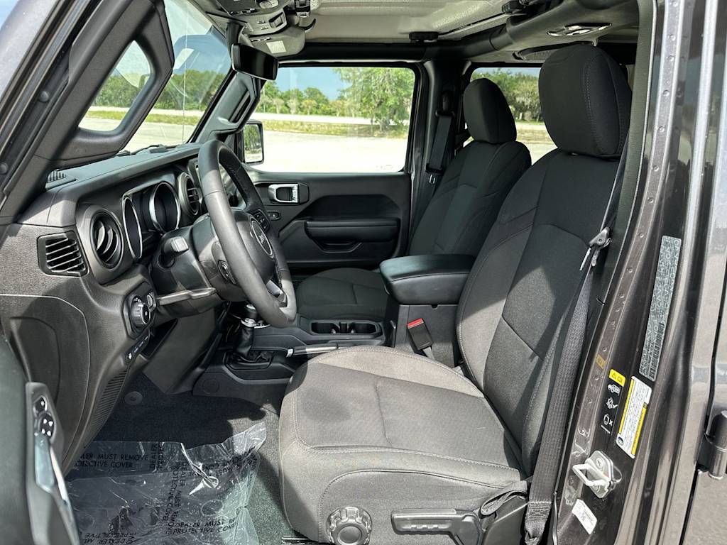 Thumbnail: 2023 Jeep Wrangler - 10